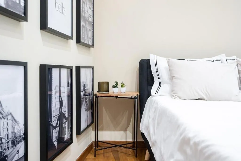 Wonderful Victorie Apartment Bucharest